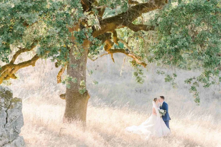 Natural Oak Tree Wedding