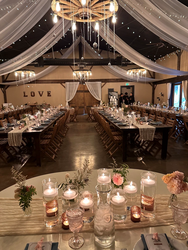 Indoor barn dining