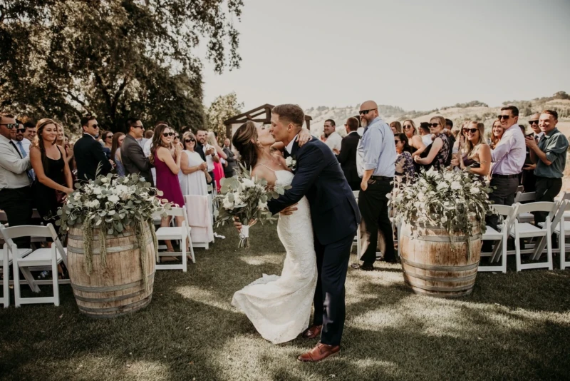 Couple Kissing Photography